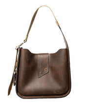 Load image into Gallery viewer, Gerome in Sand Brown