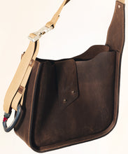 Load image into Gallery viewer, Gerome in Sand Brown