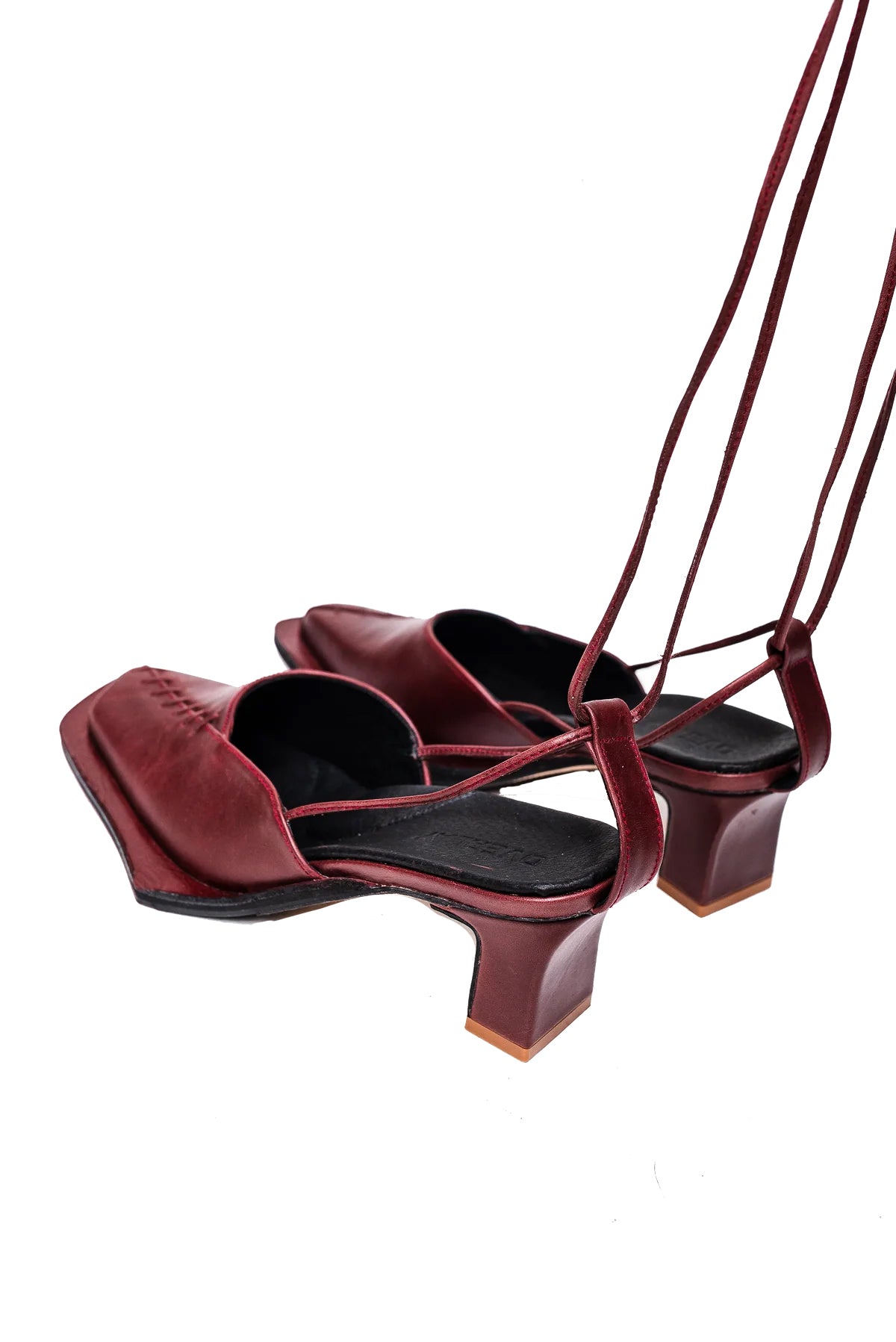 Trace Lace Up in Mason