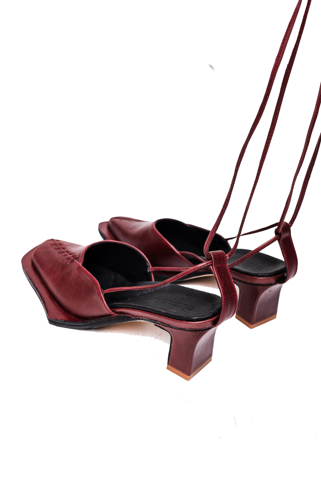 Trace Lace Up in Mason