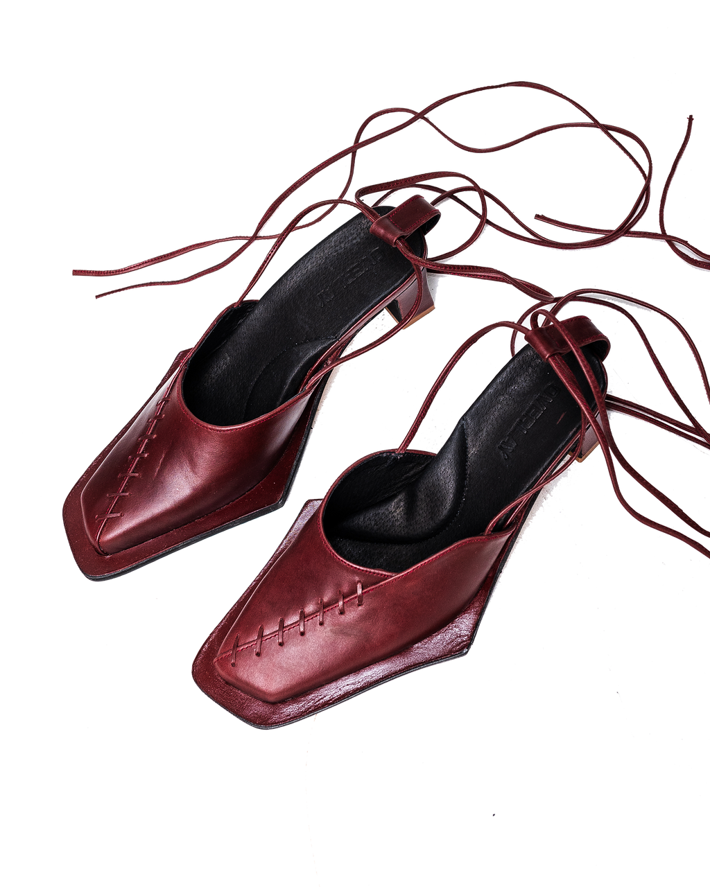 Trace Lace Up in Mason