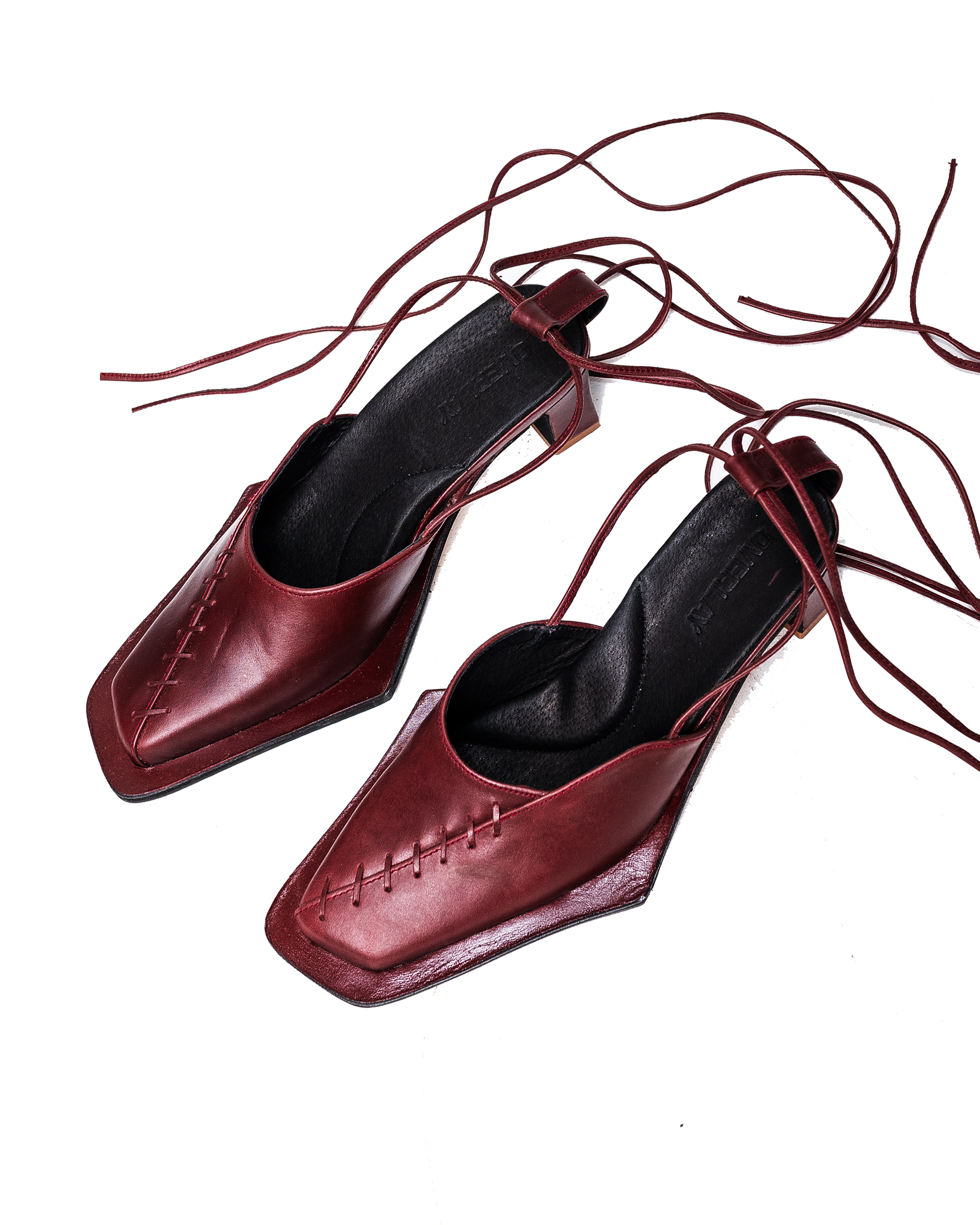 Trace Lace Up in Mason